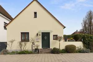 Großzügiges Einfamilienhaus mit Poolhaus, Einliegerwohnung und Garten in 1A Lage – Die vollständige Adresse der Immobilie erhältst du vom Anbieter., 86633 Neuburg an der Donau – Vorschaubild 39