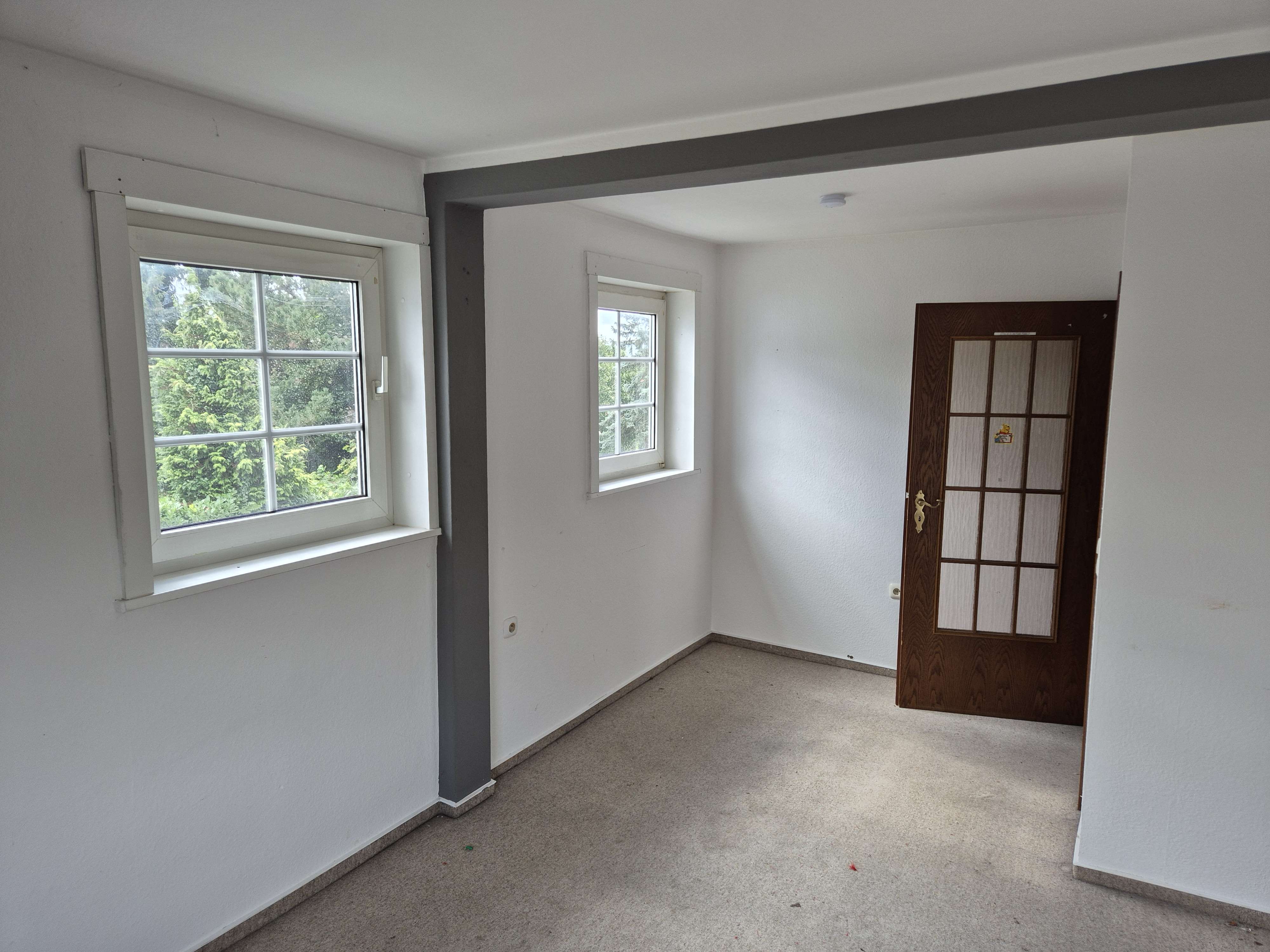 Immobilie in Rinteln - Ansprechendes Dreifamilienhaus mit acht Zimmern in 31737, Rinteln - Bild 0