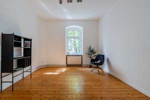 Heller Altbau mit schicken Dielen – provisionsfrei – Wittstocker Straße 9, 10553 Moabit, Berlin – Vorschaubild 2