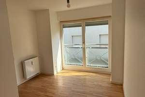 Helle 4-Zimmer-Wohnung mit Balkon, Garage und Stellplatz in ruhiger Randlage von Leingarten – Schalkweg 23, 74211 Leingarten – Vorschaubild 5