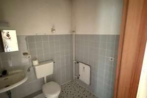 Top geschnittene 4 Zi Wohnung mit Aufzug und Balkon, Nähe UKE und Beiersdorf, zum Selbstgestalten – Die vollständige Adresse der Immobilie erhältst du vom Anbieter., 22529 Lokstedt, Hamburg – Vorschaubild 8