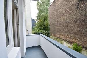 Rheinlage! Sanierte 2-Zi-Whg mit Balkon & Altbaucharme  – Werftstraße 1, 40549 Heerdt, Düsseldorf – Vorschaubild 9