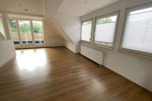 Ansprechende  2- Zi.-DG-Wohnung mit Loggia in Horst für 1-2 Personen / Kompletter Neuaufbau 2019