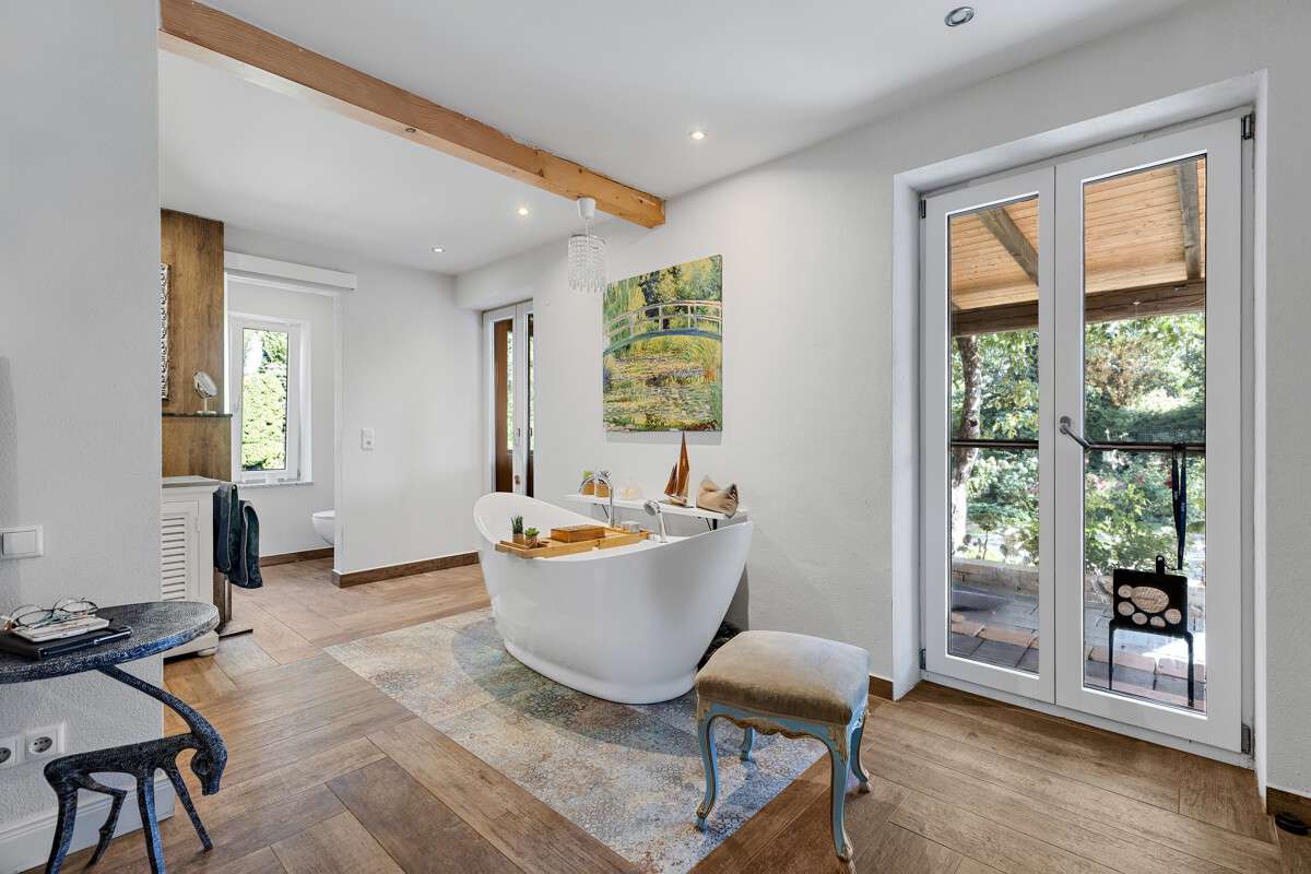 Immobilie in Affing - Exklusive Villa auf einzigartigem Grundstück in Affing - Bild 5