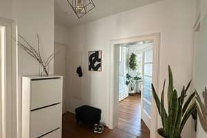 *BEFRISTETE* 2,5-Zimmer Wohnung mit Balkon in Schwabing-West, Befristet bis Januar 2027, Möbliert  – Destouchesstraße 21, 80803 Münchner Freiheit, München – Vorschaubild 4
