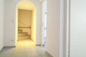 Wohnen in München-Bogenhausen – Doppelhaushälfte mit Hobbyraum, Au-pair-Bereich und Einzelstellplatz – 81769 Altbogenhausen, München – Vorschaubild 30
