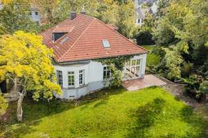 VIERSEN-Dülken: Charmante Stadtvilla mit Geschichte und großem Grundstück