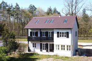 Familienidyll mit Charme in einem stilvoll sanierten Herrenhaus – Die vollständige Adresse der Immobilie erhältst du vom Anbieter., 82256 Fürstenfeldbruck – Vorschaubild 2