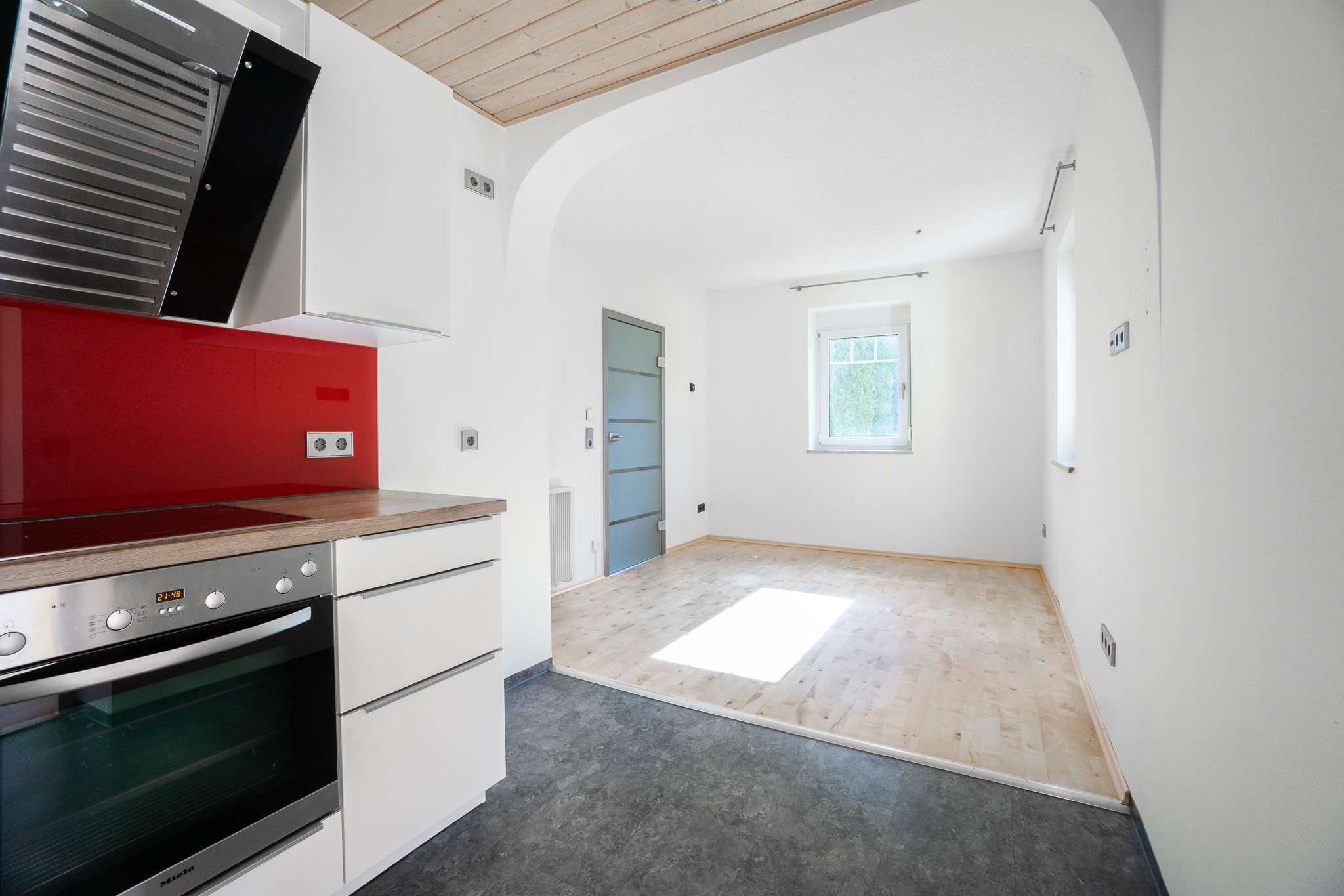 Immobilie in Krauchenwies - Architektur mit Charakter – ein Unikat in ruhiger Sackgassenlage - Bild 6