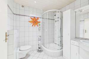 BESICHTIGUNGEN JETZT: Als Invest / Großzügiges Familienhaus am Wasser mit Garten, Sauna und Ausbau – Die vollständige Adresse der Immobilie erhältst du vom Anbieter., 93189 Reichenbach – Vorschaubild 14
