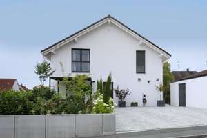 von Privat: Exklusives Einfamilienhaus mit moderner Architektur – Die vollständige Adresse der Immobilie erhältst du vom Anbieter., 91085 Weisendorf – Vorschaubild 26