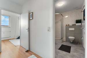 Property thumbnail 16