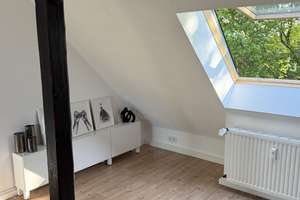 Helle 2-Zimmer-Dachgeschosswohnung mit Dachterrasse & hochwertiger Einbauküche in Mönchengladbach – Die vollständige Adresse der Immobilie erhältst du vom Anbieter., 41065 Lürrip, Mönchengladbach – Vorschaubild 3
