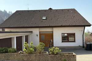 Mehrfamilienhaus in Hanglage mit traumhaftem Panoramablick, Nähe Freiburg – Die vollständige Adresse der Immobilie erhältst du vom Anbieter., 79294 Sölden – Vorschaubild 2