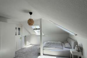 Wunderschöne Altbau-Dachgeschosswohnung in Blankenese – ab 01.07. – Die vollständige Adresse der Immobilie erhältst du vom Anbieter., 22587 Blankenese, Hamburg – Vorschaubild 3