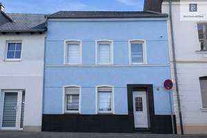 EFH mit 161 m² Wohnfläche und Garten ! Ideal für Paare und große Familien !