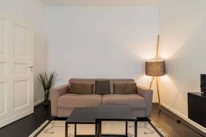 Wohnen im grünen Hinterhof – Die vollständige Adresse der Immobilie erhältst du vom Anbieter., 10119 Prenzlauer Berg, Berlin – Vorschaubild 3