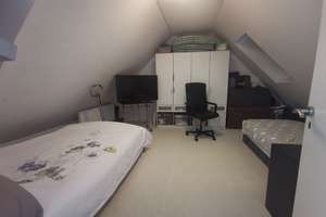 Helle u. neuwertige 4-Zimmer Dachgeschoss-Maisonette mit einem KFZ-Stellplatz im Innenhof! – Die vollständige Adresse der Immobilie erhältst du vom Anbieter., 50737 Weidenpesch, Köln – Vorschaubild 16