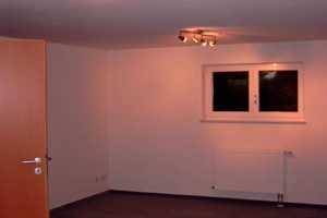 Gepflegte 7-Zimmer-Doppelhaushälfte mit EBK in Nürtingen – Saalfelder Straße 14, 72622 Esslingen (Kreis) – Vorschaubild 18