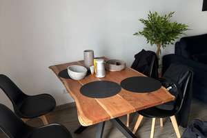 2-Zimmer-Wohnung mit großzügiger Wohnküche, Kaminofen & hochwertigem Bad – Gelnhäuser Straße 29a, 63607 Wächtersbach – Vorschaubild 2