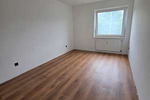 Anderten: Sanierte 3-Zi.-Wohnung mit moderner 17qm Terrasse am Mittellandkanal – Gerloffstraße 6, 30559 Misburg-Süd, Hannover – Vorschaubild 6