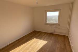 Sanierte 2 Zimmer Wohnung im Herzen von Mettenhof. – Bornholmer Weg 9, 24109 Mettenhof, Kiel – Vorschaubild 4