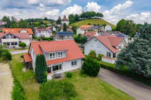 Die Lage ist entscheidend!           Gepflegtes Haus Mitten in Bodnegg - im Herbst 2026 bezugsfrei! – Die vollständige Adresse der Immobilie erhältst du vom Anbieter., 88285 Bodnegg – Vorschaubild 2