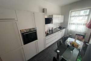 Renovierte 4-Zimmer-Wohnung in zentraler Lage mit Blick auf die Volme Galerie – Friedrich-Ebert-Platz 9, 58095 Mittelstadt, Hagen – Vorschaubild 2