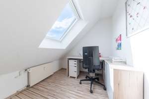 Frische Leichtigkeit mit Seeblick: Stilvolle Dachgeschoss-Maisonette in ruhiger Lage – Die vollständige Adresse der Immobilie erhältst du vom Anbieter., 45259 Heisingen, Essen – Vorschaubild 25