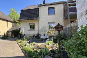 Doppelhaushälfte mit Altbauflair, vier Garagen und vielseitigem Platzangebot – Die vollständige Adresse der Immobilie erhältst du vom Anbieter., 47249 Buchholz, Duisburg – Vorschaubild 17