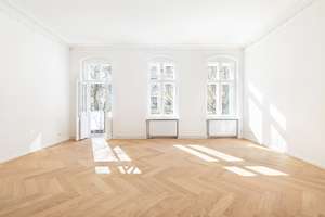 Prenzlauer Berg: Frisch sanierte 4-Zimmer Altbauwohnung, Süd-Balkon, Wohnküche, Stuck, ruhige Lage – Erich-Weinert-Straße 9, 10439 Prenzlauer Berg, Berlin – Vorschaubild 3