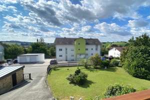 Gepflegtes Wohnhaus mit toller Aussicht – Die vollständige Adresse der Immobilie erhältst du vom Anbieter., 84371 Triftern – Vorschaubild 9