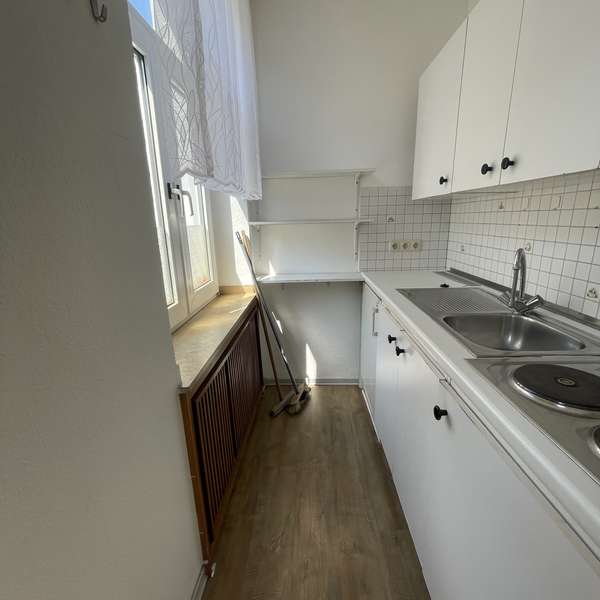 *** helle geschmackvolle 2-Zimmer-Wohnung in Aachen-Burtscheid ***