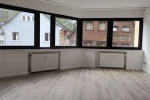 Charmante 2-Raum-Wohnung mit Balkon und Küche im  Herz von Werden – Die vollständige Adresse der Immobilie erhältst du vom Anbieter., 45239 Werden, Essen – Vorschaubild 2