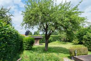 Siedlungshaus auf großem Grundstück in Norderstedt-Garstedt - Haus zum Grundstückspreis – Die vollständige Adresse der Immobilie erhältst du vom Anbieter., 22848 Norderstedt – Vorschaubild 18