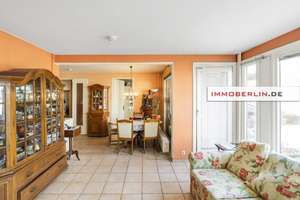 IMMOBERLIN.DE - Lichtdurchflutete Wohnung mit sehr großer Südwestterrasse – Die vollständige Adresse der Immobilie erhältst du vom Anbieter., 14167 Zehlendorf, Berlin – Vorschaubild 4
