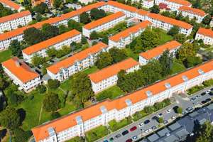 Neu renoviert im gepflegten Altbau: 1,5-Zi.-Wohnung mit Balkon & Tageslichtbad