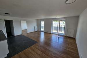 Helle 2-Zimmer-Wohnung mit Balkon im 2. OG in Kemnath – Alte Amberger Str. 3a, 95478 Kemnath – Vorschaubild 2