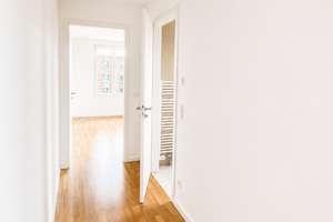🅝🅔🅤 | Neuwertige 3-Zi.-Whg. mit West-Loggia, EBK & XL-TG-Stellplatz in München-Obermenzing – Hermine-von-Parish-Straße 3, 81245 Neupasing, München – Vorschaubild 11