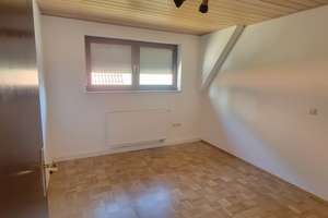 Helle 3,5‑Zimmer‑DG‑Wohnung mit Loggia und Stellplatz – Die vollständige Adresse der Immobilie erhältst du vom Anbieter., 74676 Niedernhall – Vorschaubild 10