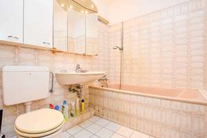Charmante 3-Zimmer-Wohnung im 14. Obergeschoss mit schönem Weitblick über die Hansestadt Lübeck! – Die vollständige Adresse der Immobilie erhältst du vom Anbieter., 23560 Moisling, Lübeck – Vorschaubild 12