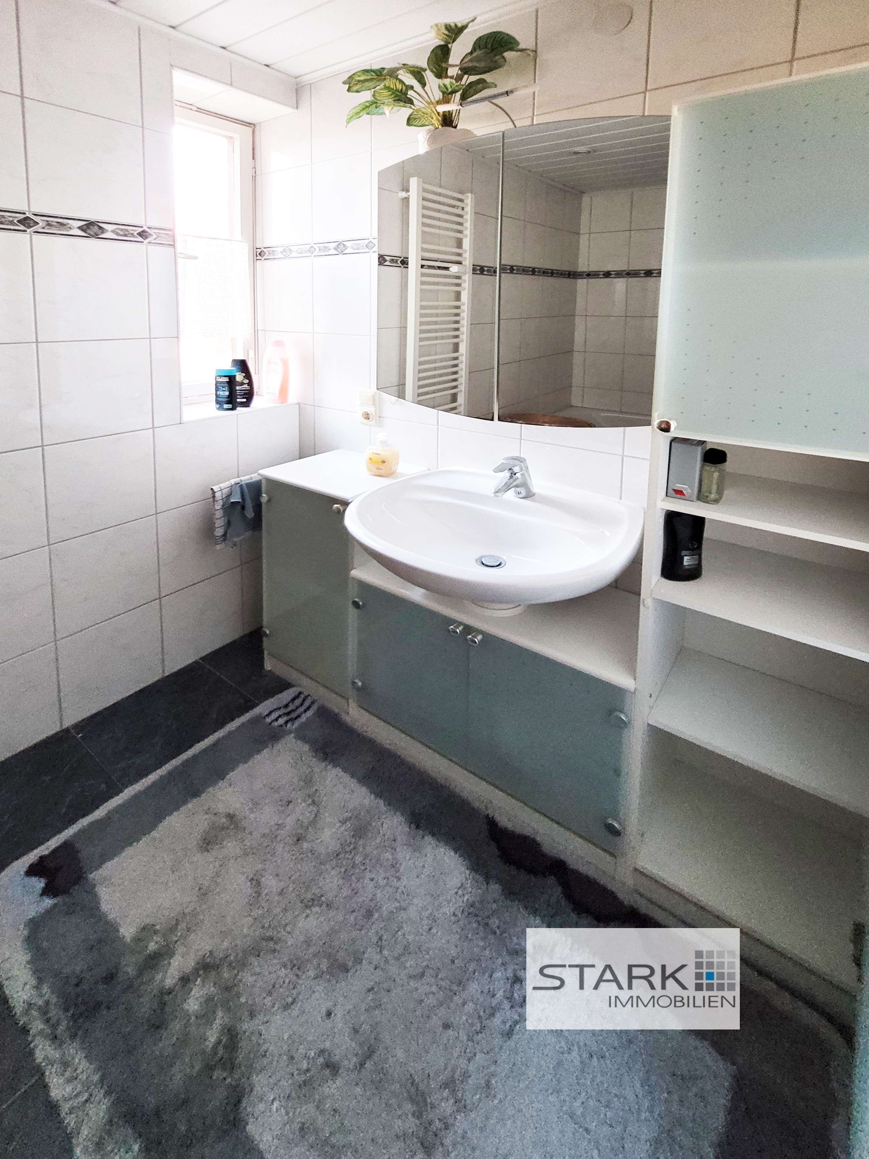 Immobilie in Kleinrinderfeld - Großes und vielseitiges Wohn- und Gewerbeobjekt in Kleinrinderfeld! - Bild 15