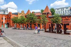 Bezugsfrei: 3-Zi. Wohnung mit 2 Bädern, Balkon, Stellplatz & Concierge-Service in Prenzlauer Berg – Die vollständige Adresse der Immobilie erhältst du vom Anbieter., 10435 Prenzlauer Berg, Berlin – Vorschaubild 14