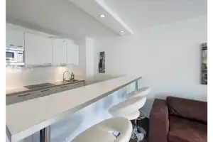 Lichtdurchflutete 1-Zimmer Wohnung, beste Lage Pasings – Offenbachstraße 1, 81425 München – Vorschaubild 5
