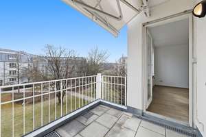 Helle Wohnung mit idealem Schnitt und sonnigem Balkon
