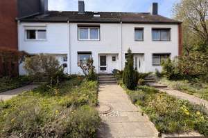 Familienfreundliches Reihenmittelhaus mit zusätzlicher wohnraumähnlicher Fläche, Westgarten & Garage
