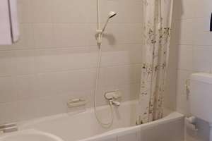 Wunderschöne 3-Zimmer-Wohnung mit Garage, Balkon, Keller und Badewanne – Die vollständige Adresse der Immobilie erhältst du vom Anbieter., 28201 Buntentor, Bremen – Vorschaubild 31