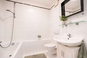 KENSINGTON - Exklusiv - Helle Dachgeschosswohnung im schönen Altperlach – Die vollständige Adresse der Immobilie erhältst du vom Anbieter., 81737 Altperlach, München – Vorschaubild 8