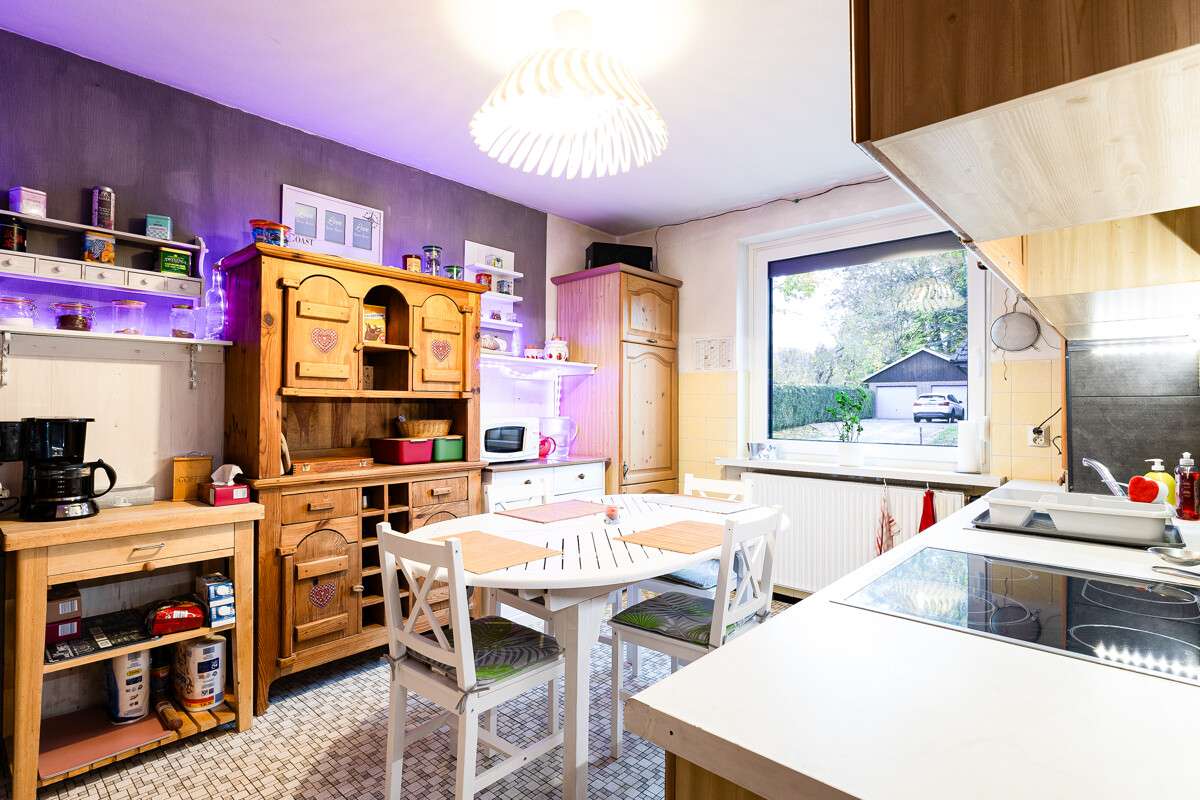 Immobilie in Hohenlockstedt - Charmantes Einfamilienhaus mit großem Garten, Keller, Garage & Carport für die Familie! - Bild 9