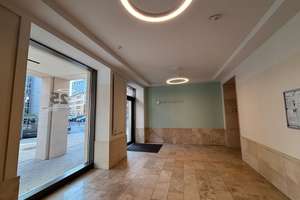 Über den Dächern von Frankfurt: Moderne 1-Zimmer-Wohnung mit einzigartigem Balkon – Ferdinand-Happ-Straße 25, 60314 Ostend, Frankfurt am Main – Vorschaubild 5